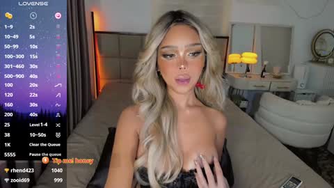 Snapshot of the_enchantressxx chatting on December 20, 2024, 6:50 am nabi butterfly online show from December 20, 2024, 6:50 am