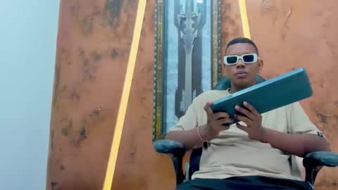 the_hot_boy0 online show from November 10, 2025, 11:53 am