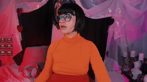 ...  ... online show from February 18, 2025, 8:16 am