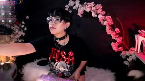 Snapshot of the_kitty_roxy chatting on May 28, 2026, 6:32 am ... ... online show from May 28, 2026, 6:32 am