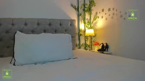 Snapshot of the_little_mia chatting on September 28, 2025, 10:15 pm MIA JP online show from September 28, 2025, 10:15 pm