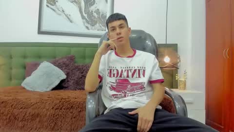   T H E    M A R K   K I N G online show from December 15, 2025, 4:55 pm