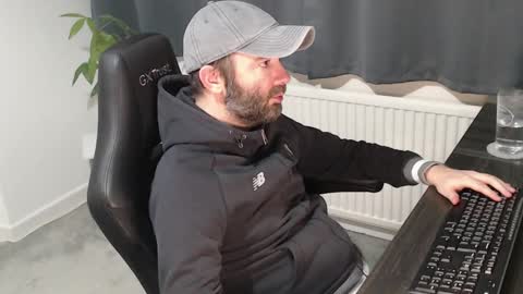 Snapshot of the_sensual_masturwait chatting on November 26, 2025, 8:21 pm the_sensual_masturwait online show from November 26, 2025, 8:21 pm