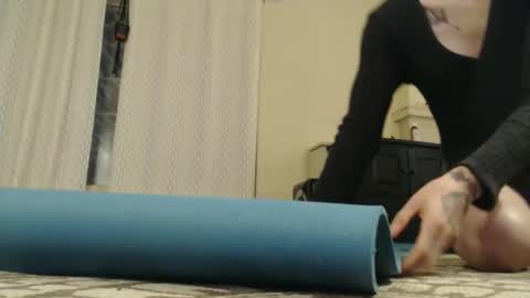 Thea online show from March 18, 2026, 3:42 am