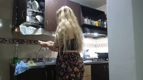 Snapshot of theauroramae chatting on January 9, 2025, 3:47 am theauroramae - online show from January 9, 2025, 3:47 am