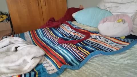 Snapshot of theauroramae chatting on October 5, 2025, 5:22 pm theauroramae - online show from October 5, 2025, 5:22 pm