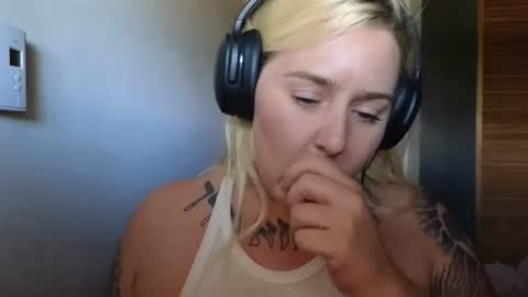 theauroramae -  online show from June 11, 2026, 10:30 pm