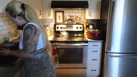 theauroramae -  online show from June 23, 2026, 7:01 pm