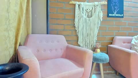 thebadwolf818 online show from April 6, 2026, 8:48 am