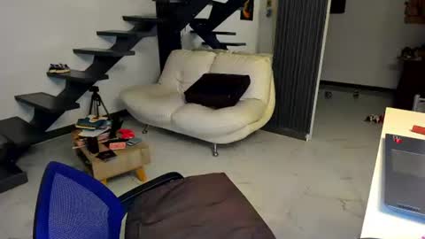 thebadwolf818 online show from July 13, 2026, 3:20 am