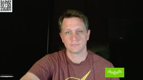 Snapshot of thebatandthecat10 chatting on April 30, 2026, 1:01 am ISABELLA or MATT online show from April 30, 2026, 1:01 am