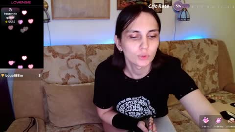 Snapshot of thebl4ckhearts chatting on April 1, 2026, 6:38 pm Daria and Diana 3 online show from April 1, 2026, 6:38 pm