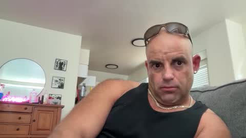 theBuzz777 online show from October 28, 2025, 10:45 pm