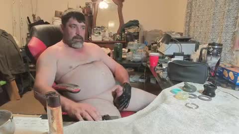 Snapshot of thecajunbator2 chatting on May 7, 2026, 1:05 pm Cajunbator online show from May 7, 2026, 1:05 pm