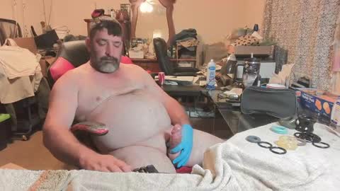 Snapshot of thecajunbator2 chatting on May 13, 2026, 2:14 pm Cajunbator online show from May 13, 2026, 2:14 pm