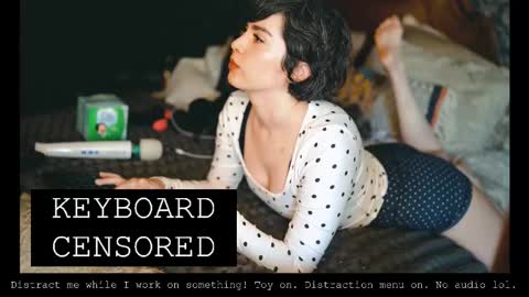 Joan online show from October 15, 2025, 7:36 pm