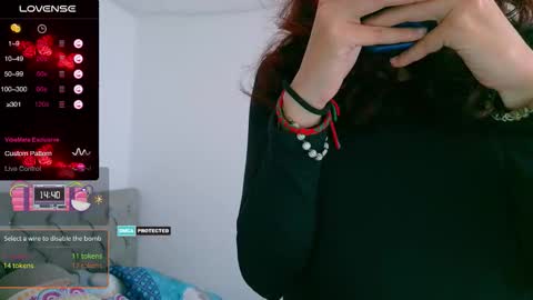 Snapshot of thecherry_paulette chatting on October 27, 2025, 2:43 pm Paulette online show from October 27, 2025, 2:43 pm