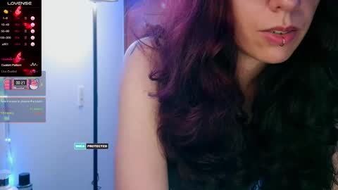 Snapshot of thecherry_paulette chatting on December 4, 2025, 12:31 am Paulette online show from December 4, 2025, 12:31 am