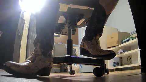 Snapshot of thecowboy_74 chatting on September 14, 2025, 2:33 am thecowboy_74 online show from September 14, 2025, 2:33 am