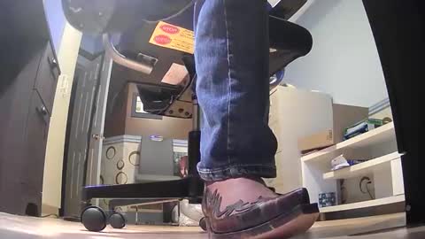 Snapshot of thecowboy_74 chatting on November 23, 2025, 3:50 am thecowboy_74 online show from November 23, 2025, 3:50 am