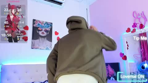 ethan online show from October 28, 2025, 8:11 pm