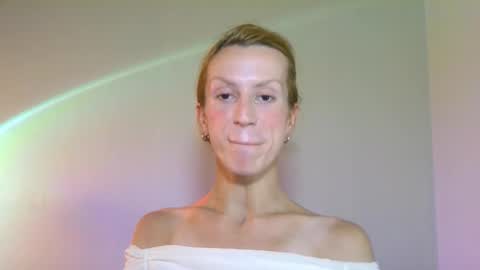 Snapshot of thedollxxxperience chatting on October 12, 2025, 7:24 pm Yolanda online show from October 12, 2025, 7:24 pm