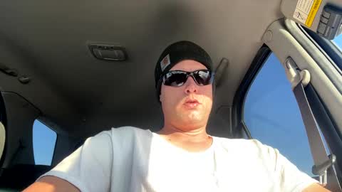 Carter Bates online show from February 25, 2025, 11:33 pm