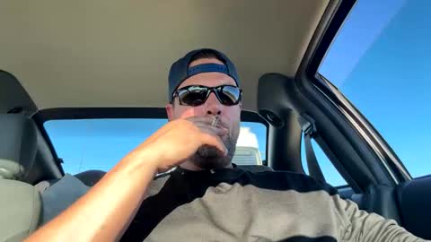 Carter Bates online show from October 28, 2025, 7:49 pm