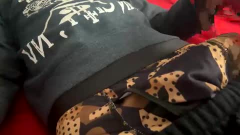 Snapshot of thee304slayer chatting on October 31, 2025, 10:00 pm thee304slayer online show from October 31, 2025, 10:00 pm