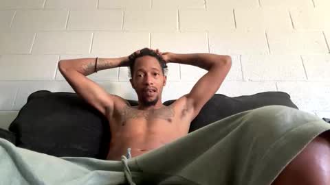 Snapshot of thee304slayer chatting on November 3, 2025, 7:37 pm thee304slayer online show from November 3, 2025, 7:37 pm