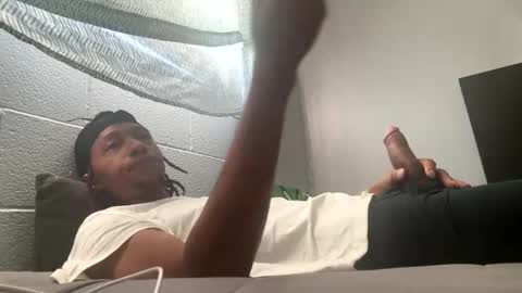 Snapshot of thee304slayer chatting on November 7, 2025, 3:34 pm thee304slayer online show from November 7, 2025, 3:34 pm