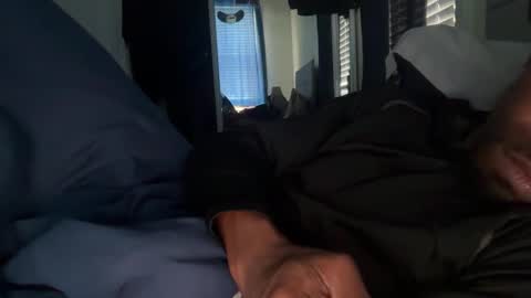 Snapshot of theeshooterr chatting on January 23, 2025, 1:02 pm theeshooterr online show from January 23, 2025, 1:02 pm