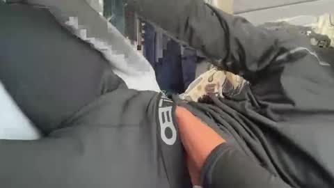 Snapshot of theeshooterr chatting on January 27, 2025, 1:41 pm theeshooterr online show from January 27, 2025, 1:41 pm