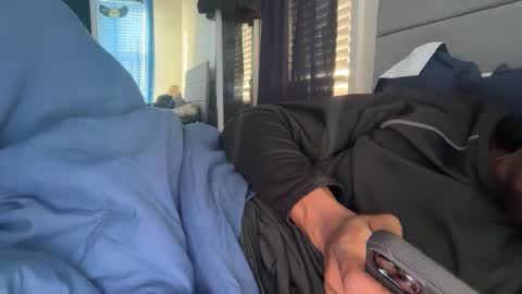 Snapshot of theeshooterr chatting on January 28, 2025, 2:53 pm theeshooterr online show from January 28, 2025, 2:53 pm