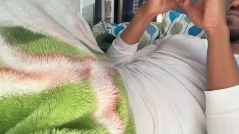 Snapshot of theeshooterr chatting on March 10, 2025, 4:14 pm theeshooterr online show from March 10, 2025, 4:14 pm