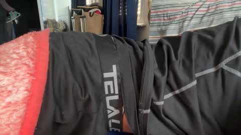 Snapshot of theeshooterr chatting on November 28, 2025, 3:47 pm theeshooterr online show from November 28, 2025, 3:47 pm