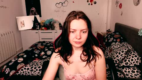 TheFarmergirl online show from April 5, 2026, 5:59 am