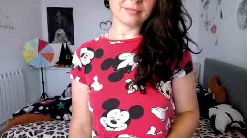 TheFarmergirl online show from June 10, 2026, 4:12 am
