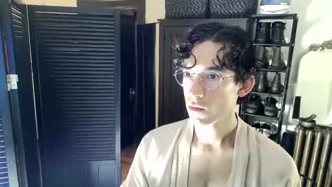 Snapshot of thegallerymale chatting on September 14, 2025, 2:16 pm TGM online show from September 14, 2025, 2:16 pm