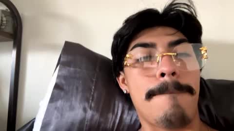 Snapshot of theglorious2002 chatting on January 6, 2025, 7:02 pm theglorious2002 online show from January 6, 2025, 7:02 pm