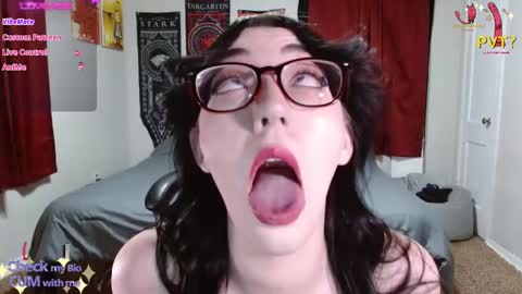 TheGothMilf online show from January 12, 2025, 6:06 am