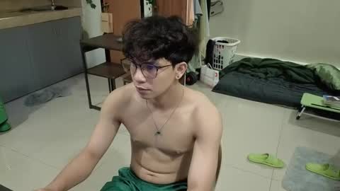 Green online show from April 17, 2026, 9:23 am