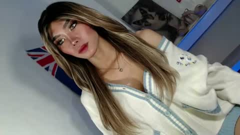 laisa online show from June 15, 2026, 9:44 am