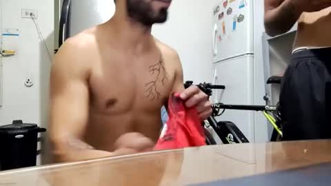 Snapshot of thehousedog chatting on February 7, 2025, 9:26 pm thehousedog online show from February 7, 2025, 9:26 pm