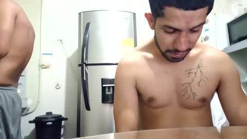 Snapshot of thehousedog chatting on February 12, 2025, 6:19 pm thehousedog online show from February 12, 2025, 6:19 pm