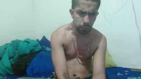 Snapshot of thehousedog chatting on October 25, 2025, 10:01 am thehousedog online show from October 25, 2025, 10:01 am