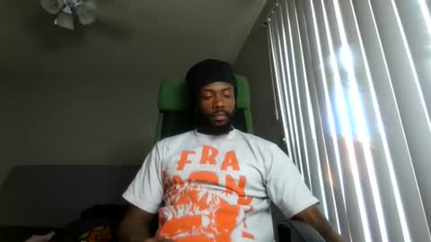 IXMCOUPLE444 online show from April 5, 2026, 12:52 am