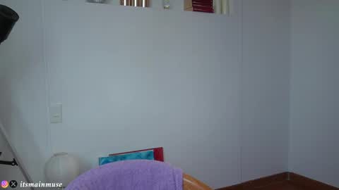 Iris online show from April 16, 2026, 8:53 pm