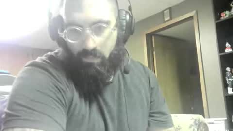 Snapshot of theironbulll chatting on November 26, 2025, 3:07 am Iron online show from November 26, 2025, 3:07 am