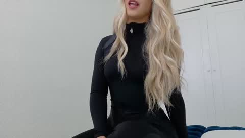 Lily Marie online show from May 14, 2026, 6:47 pm